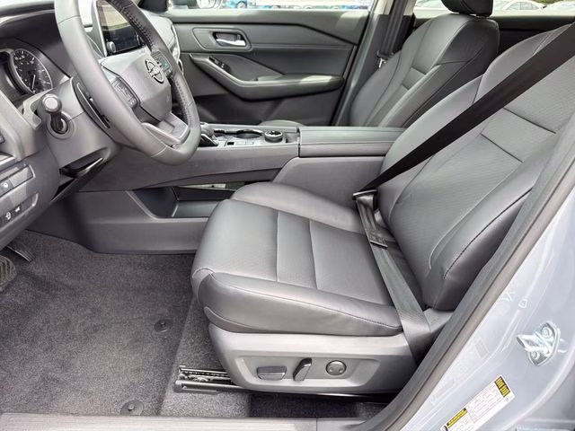 2026 Boulder Gray Pearl Nissan Rogue Dark Armor AWD SUV