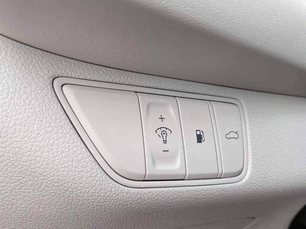 2025 Tasman Blue Genesis G70 2.5T AWD Sedan