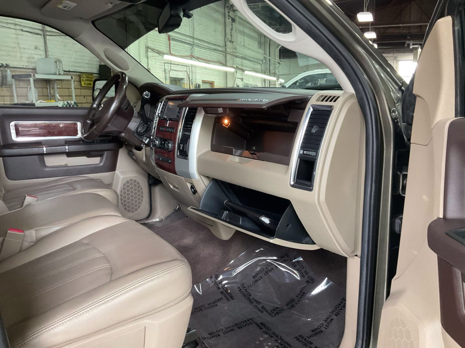 2012 Sagebrush Pearlcoat Ram 2500 Laramie 4X4 Truck