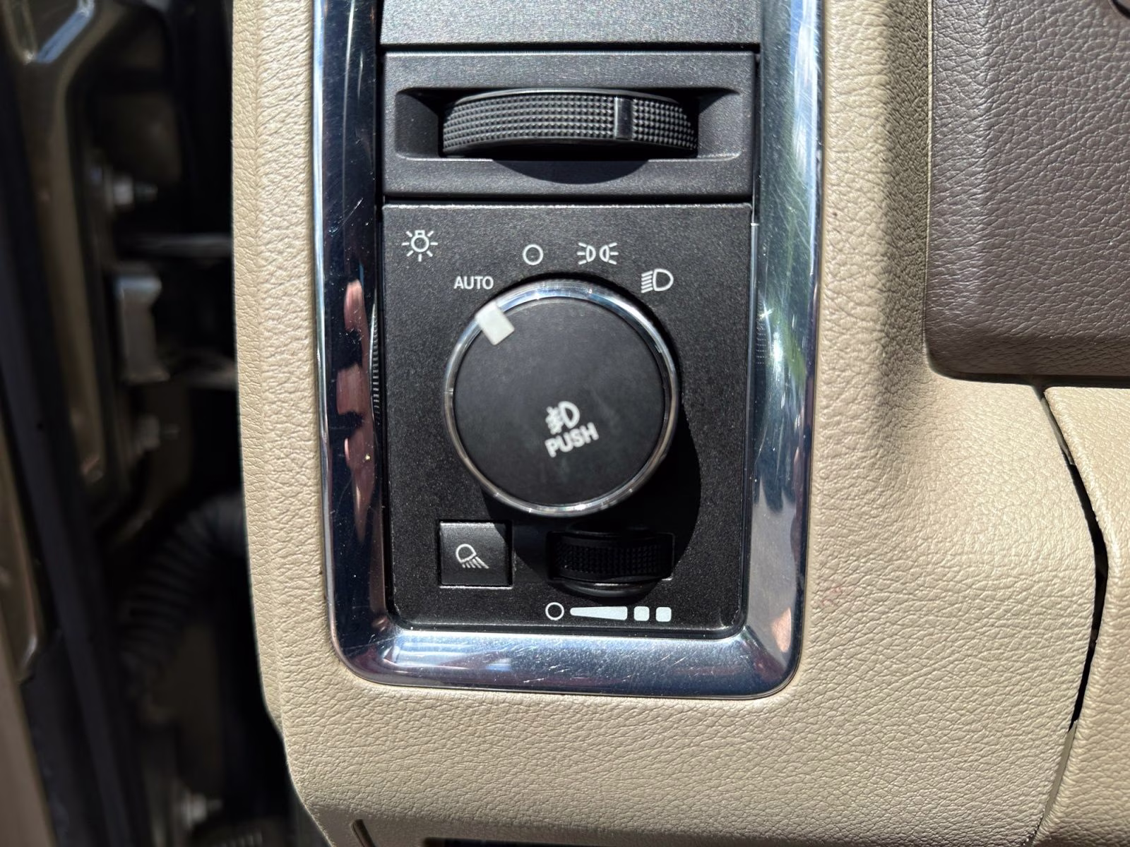 2012 Sagebrush Pearlcoat Ram 2500 Laramie 4X4 Truck