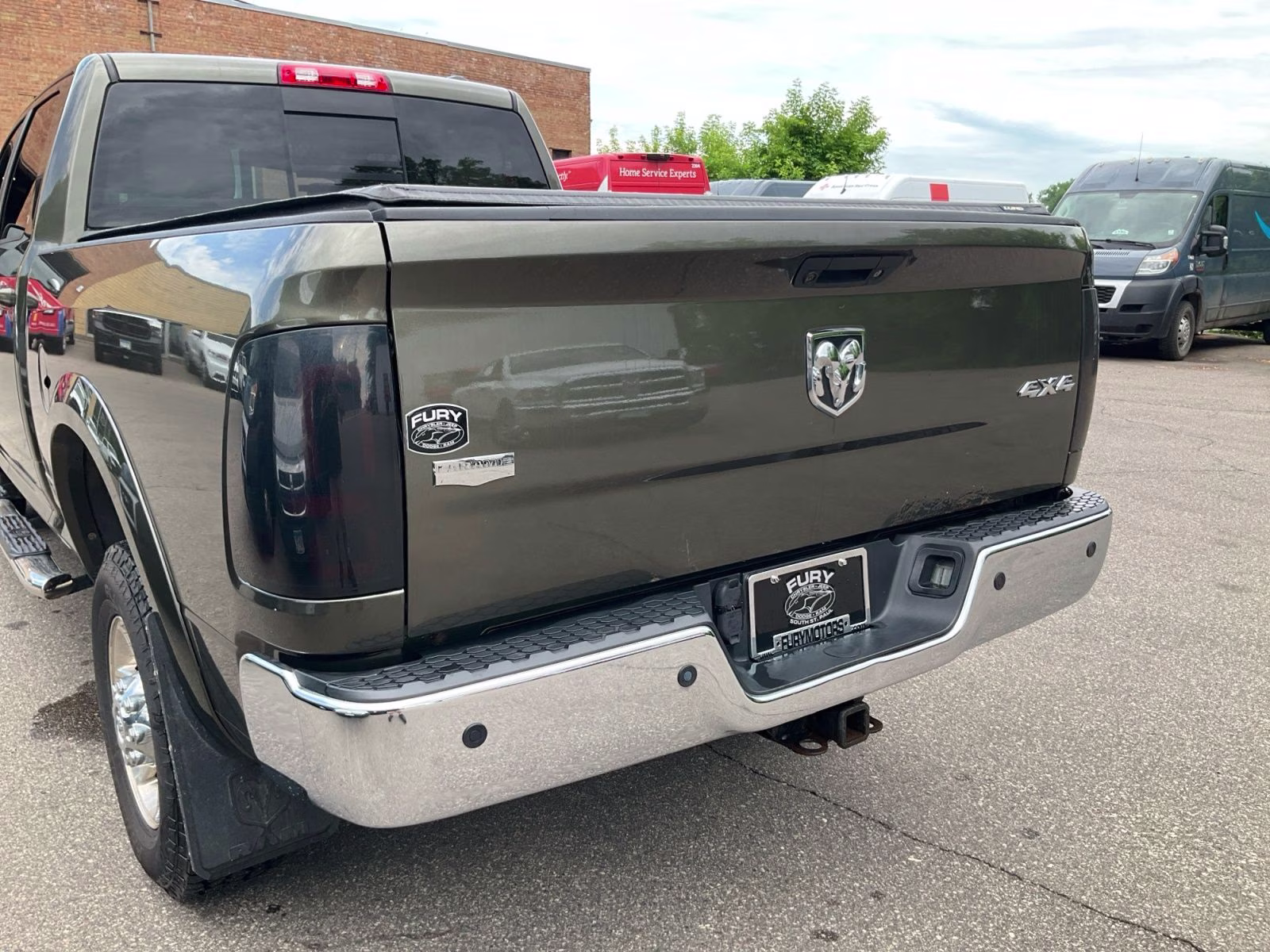 2012 Sagebrush Pearlcoat Ram 2500 Laramie 4X4 Truck