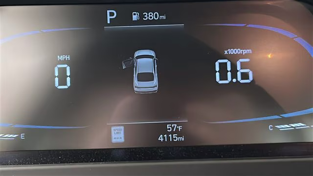 2025 Fluid Metal Hyundai Elantra SEL Sport FWD Sedan
