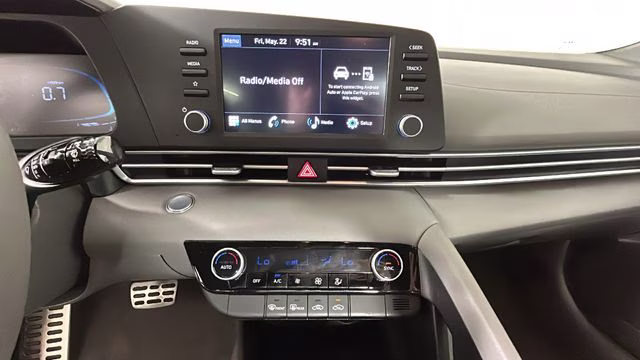2025 Fluid Metal Hyundai Elantra SEL Sport FWD Sedan