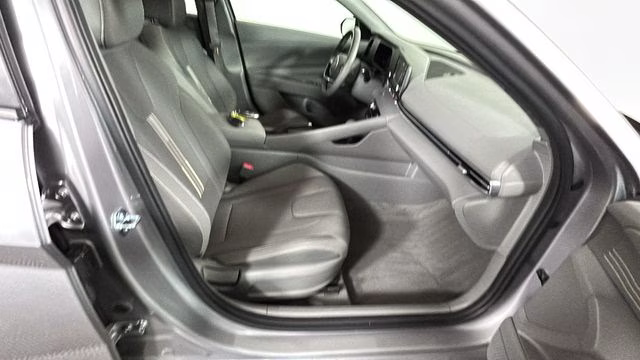 2025 Fluid Metal Hyundai Elantra SEL Sport FWD Sedan