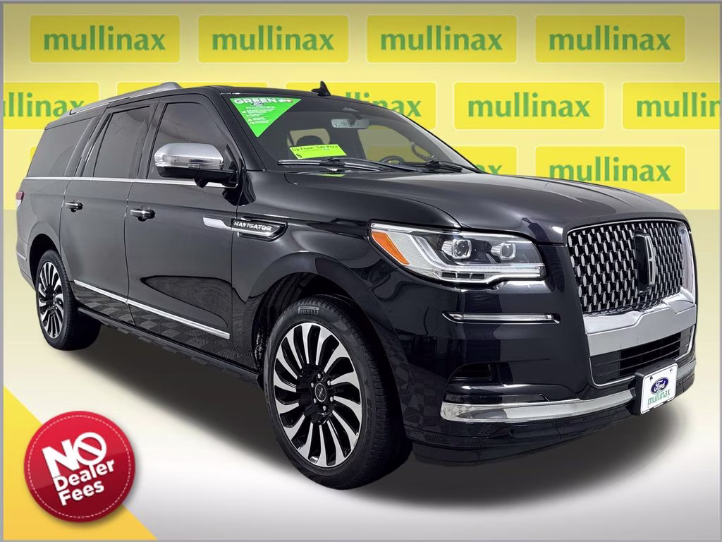2022 Lincoln Navigator Black Label L 4WD's photo