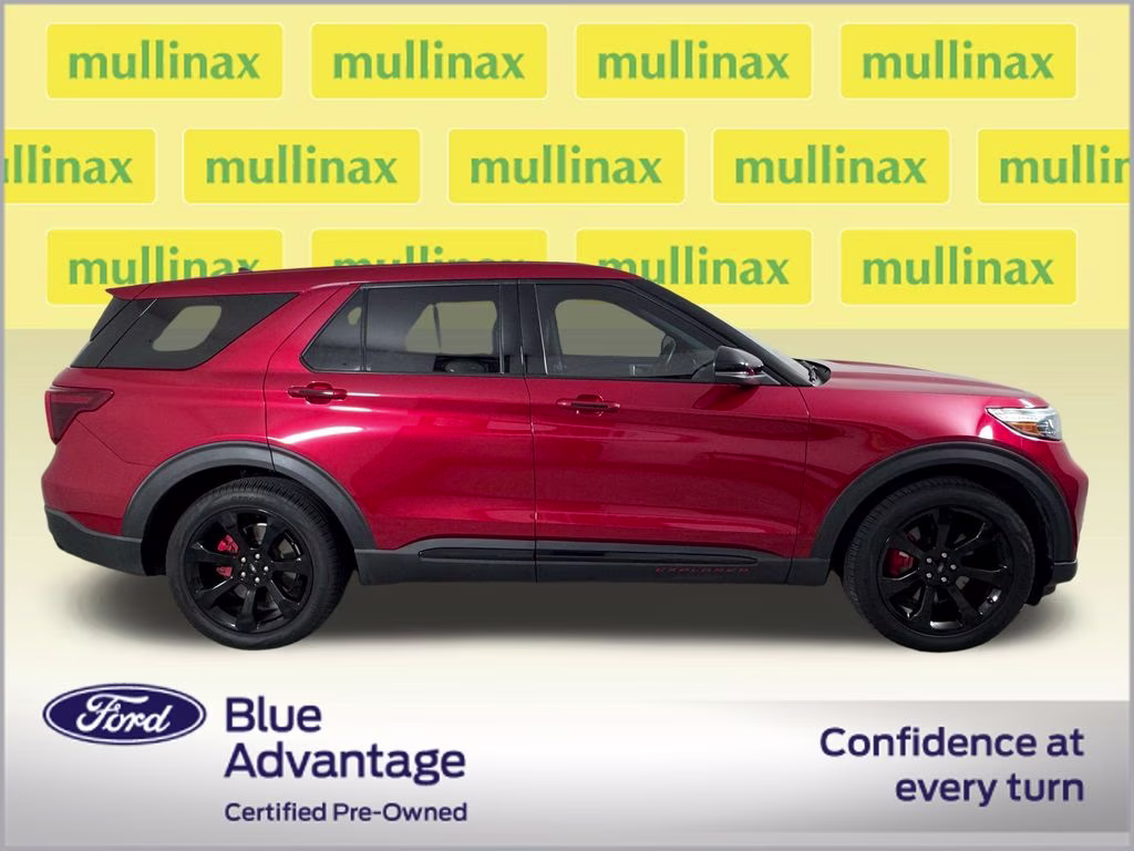 2022 Rapid Red Metallic Tinted Clearcoat Ford Explorer ST RWD SUV