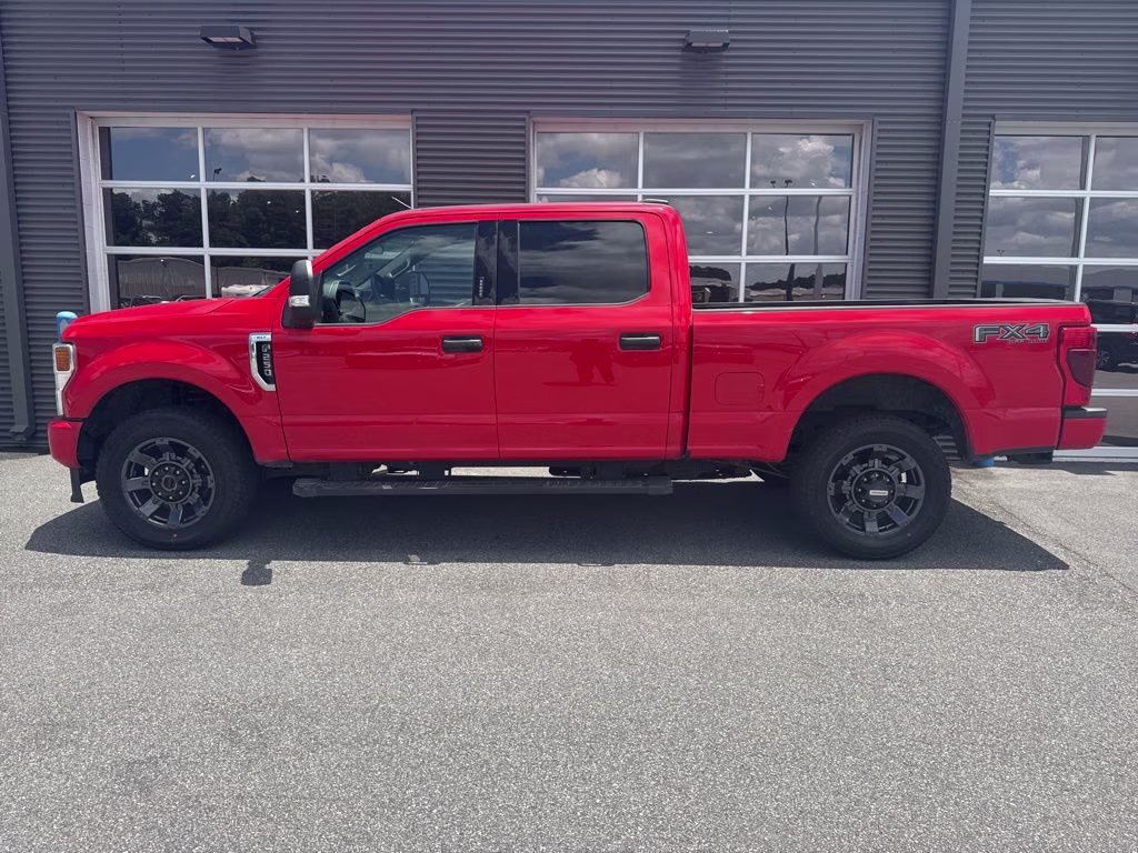 2022 Race Red Ford Super Duty F-250 SRW XLT 4X4 Truck
