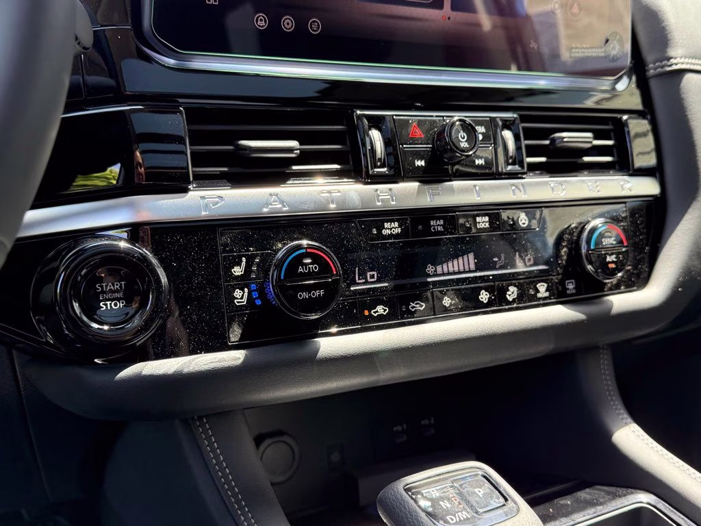 2026 Boulder Gray/Super Black Nissan Pathfinder Platinum 4X4 SUV