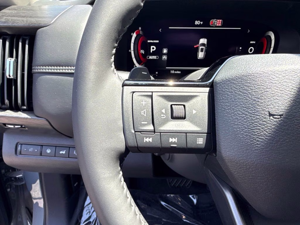2026 Boulder Gray/Super Black Nissan Pathfinder Platinum 4X4 SUV