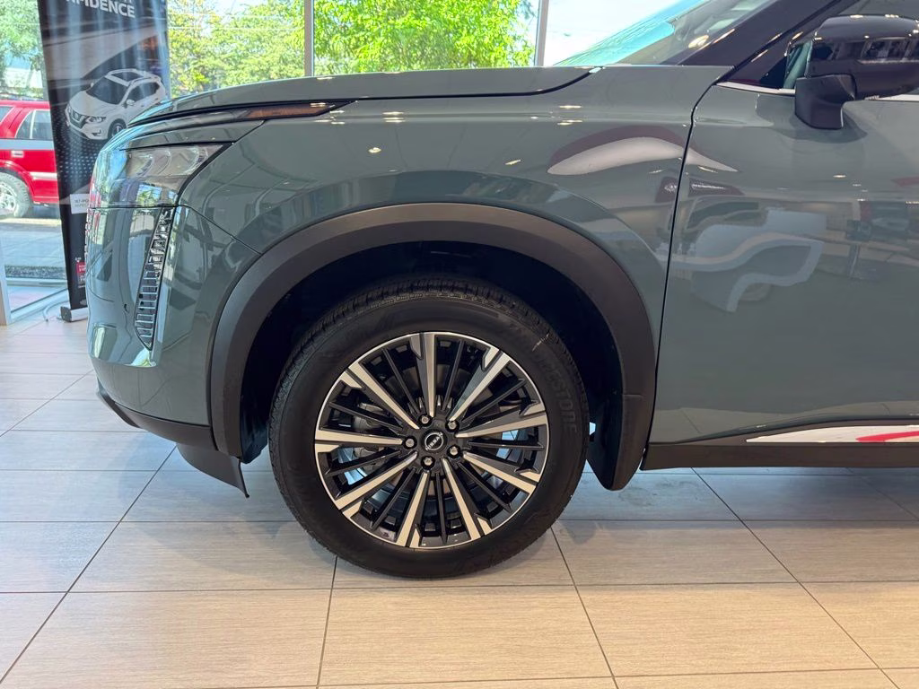 2026 Baltic Teal/Super Black Nissan Pathfinder Platinum 4X4 SUV