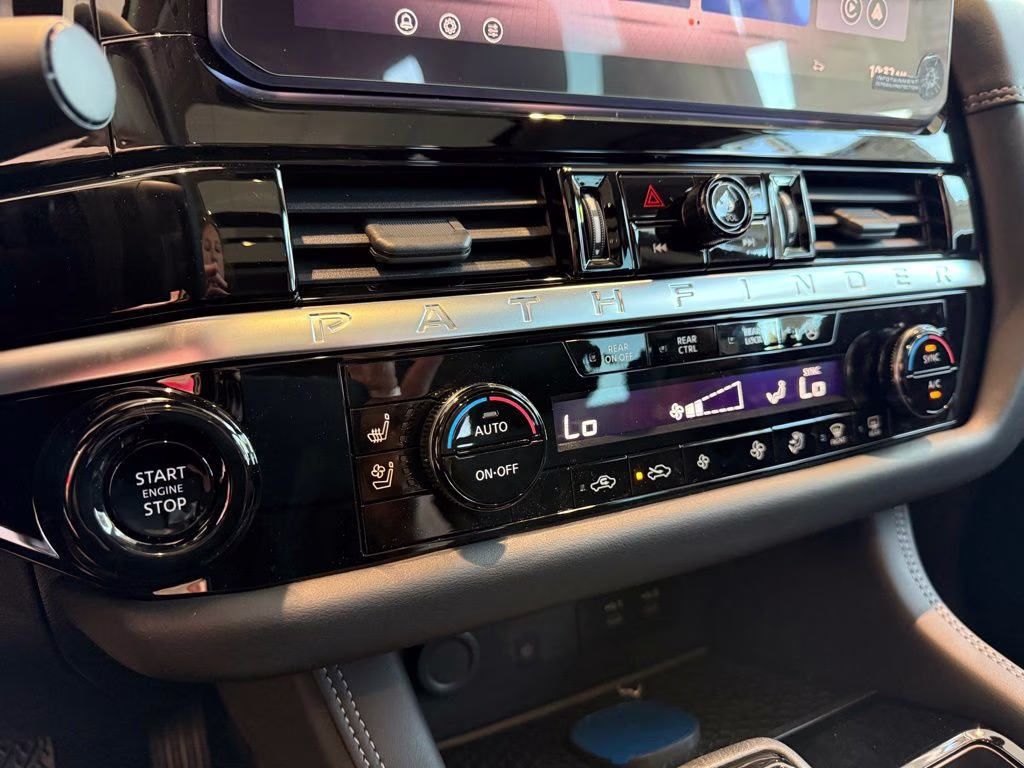 2026 Baltic Teal/Super Black Nissan Pathfinder Platinum 4X4 SUV