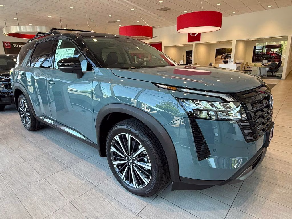 2026 Baltic Teal/Super Black Nissan Pathfinder Platinum 4X4 SUV