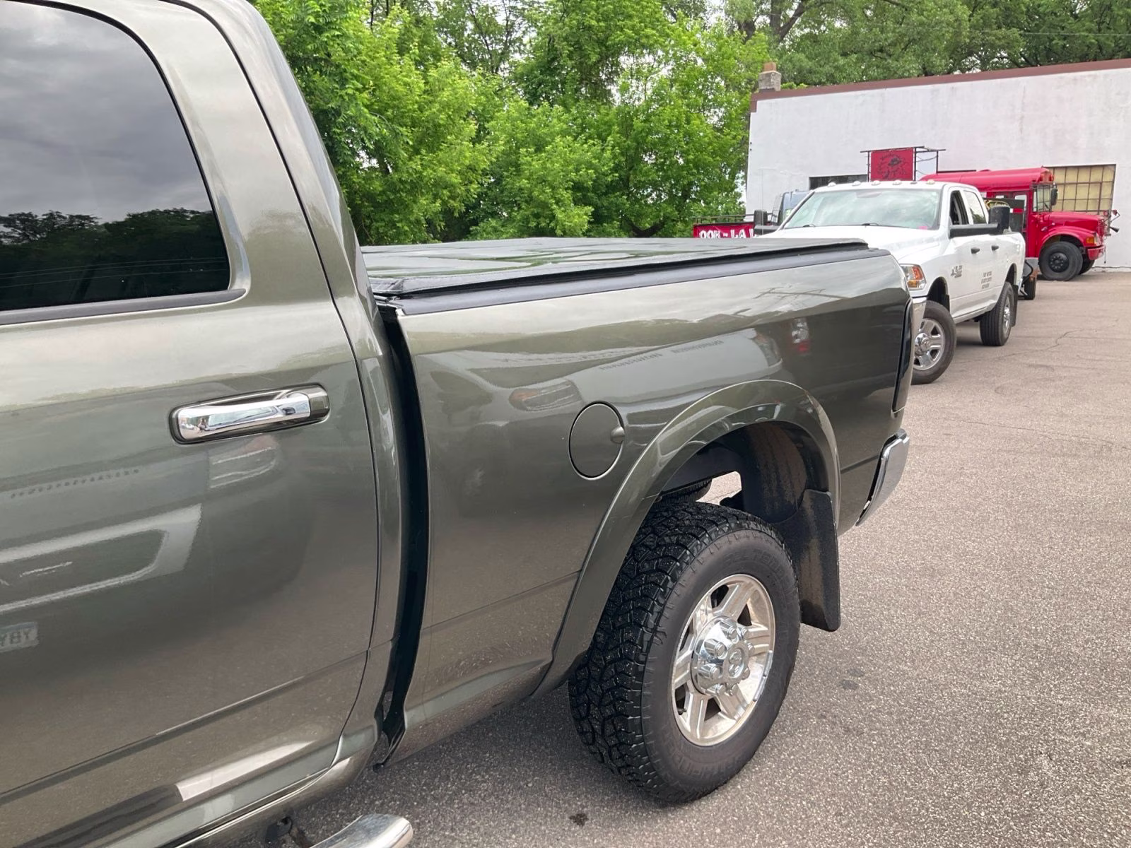 2012 Sagebrush Pearlcoat Ram 2500 Laramie 4X4 Truck