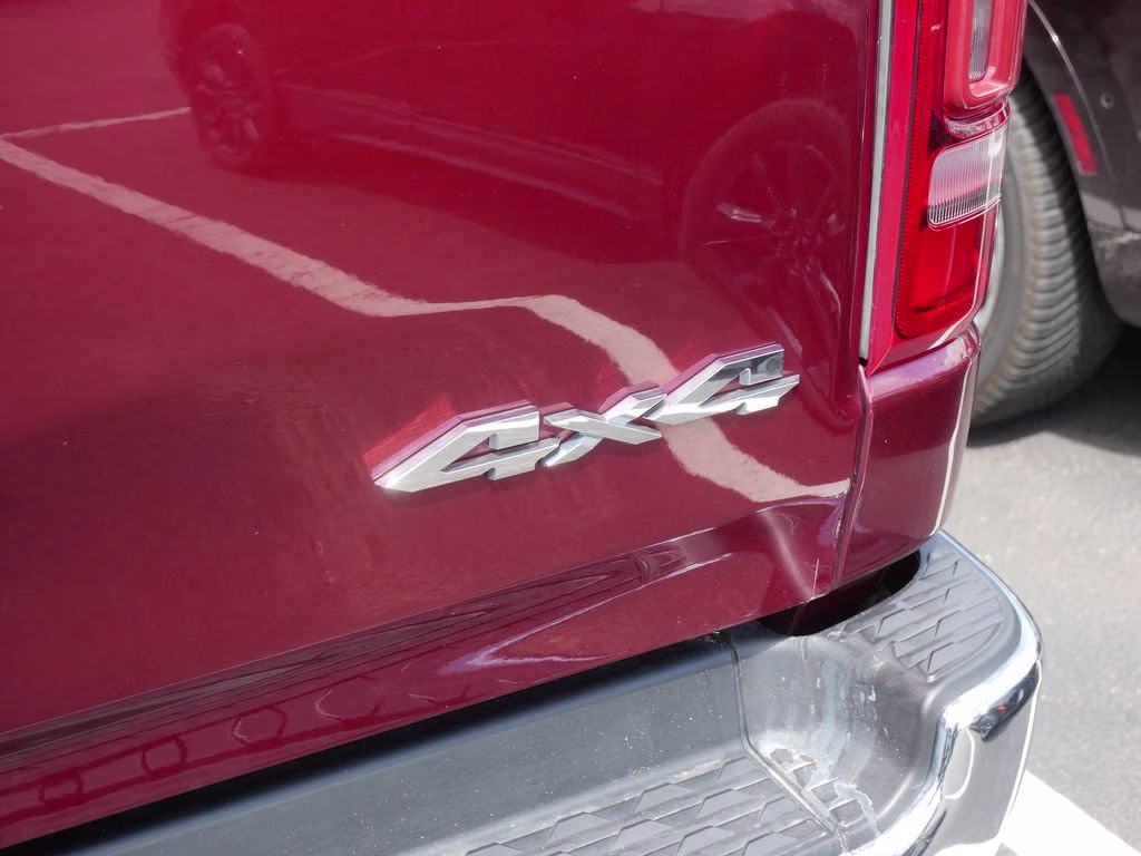 2019 Delmonico Red Pearlcoat Ram 1500 Laramie 4X4 Truck