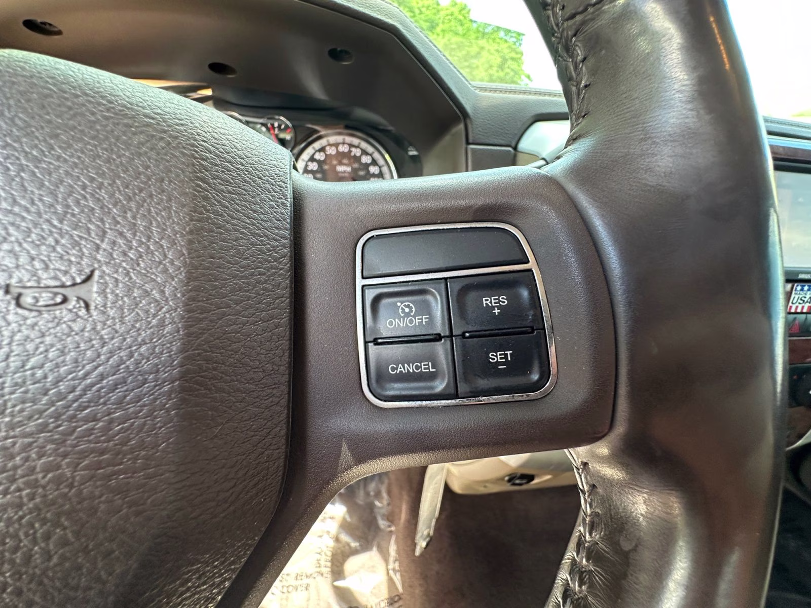 2012 Sagebrush Pearlcoat Ram 2500 Laramie 4X4 Truck