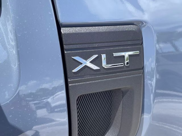 2026 Azure Gray Metallic Tri-Coat Ford Maverick XLT FWD Truck