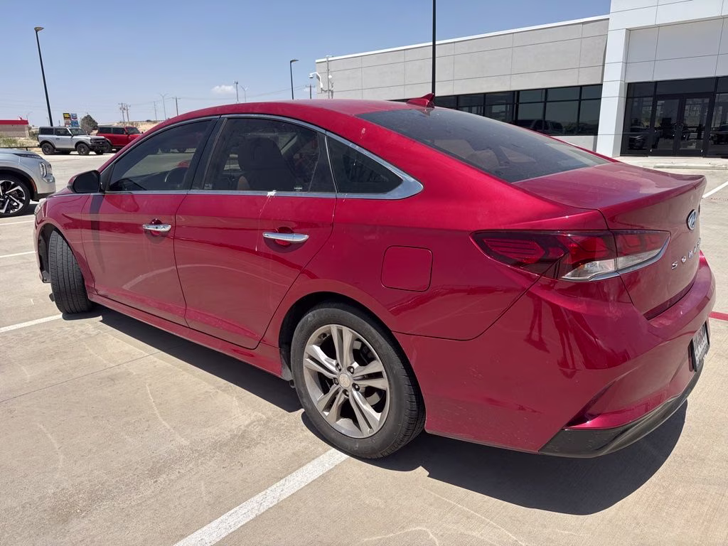 2018 Scarlet Red Hyundai Sonata SEL FWD Sedan