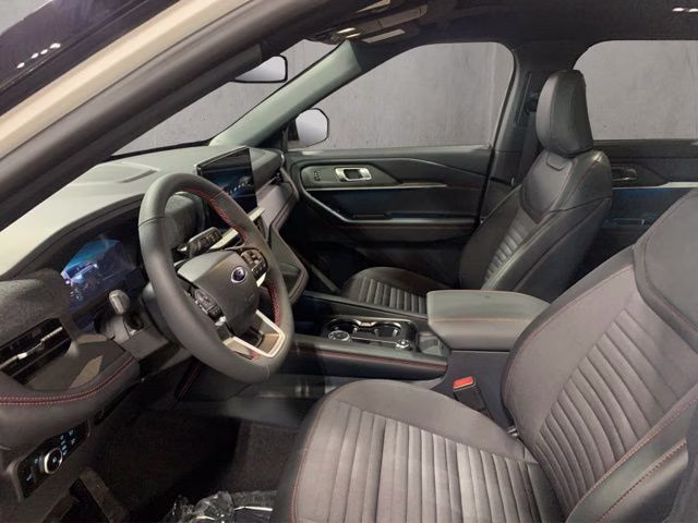 2026 Star White Metallic Tri-Coat Ford Explorer ST-Line 4X4 SUV