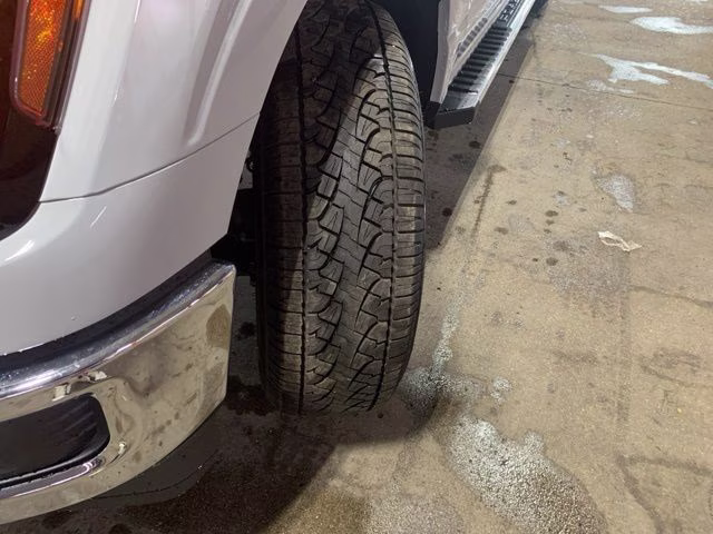 2026 Avalanche Ford F-150 XLT Chrome 4X4 Truck