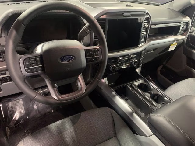 2026 Avalanche Ford F-150 XLT Chrome 4X4 Truck