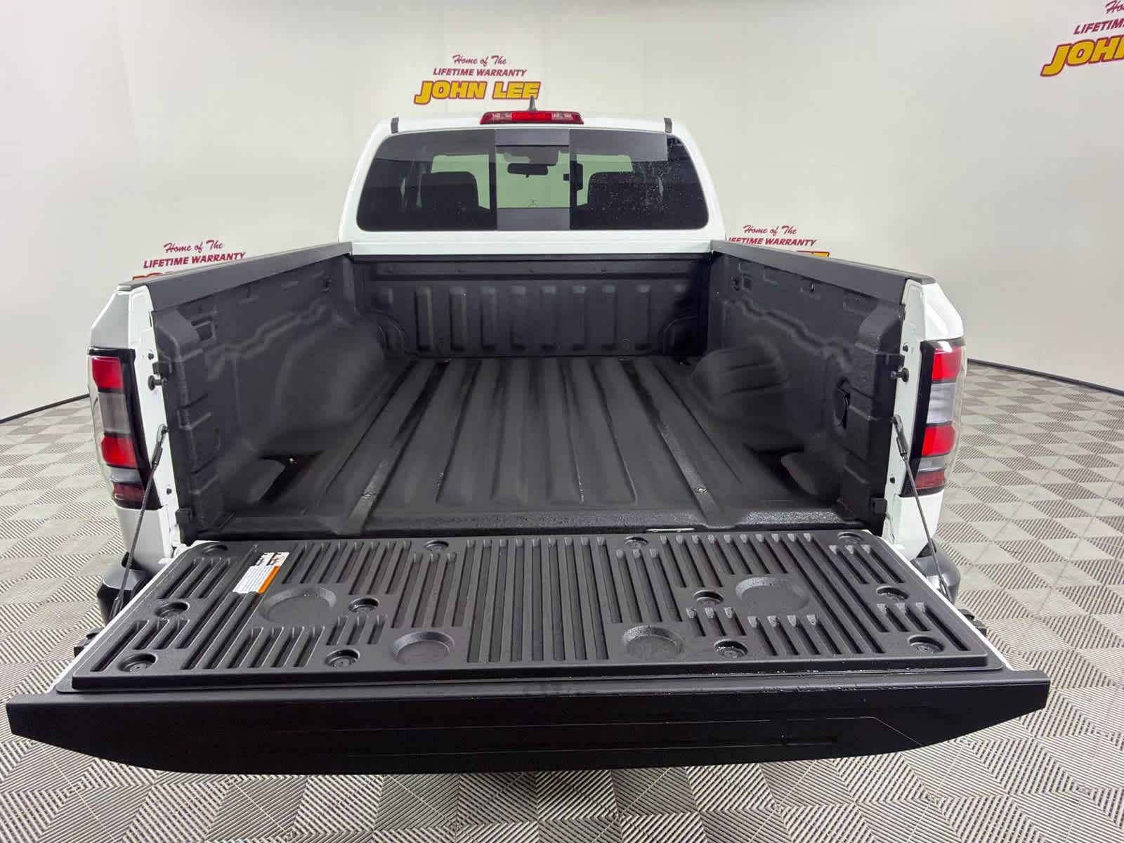 2026 Glacier White Nissan Frontier S 4X4 Truck