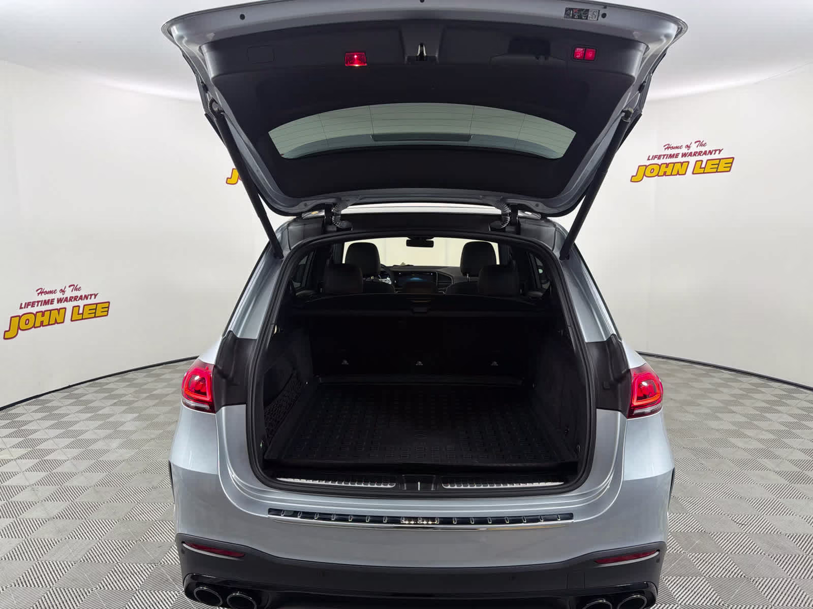 2023 Cirrus Silver Metallic Mercedes-Benz AMG GLE 53 AMG GLE 53 AWD SUV