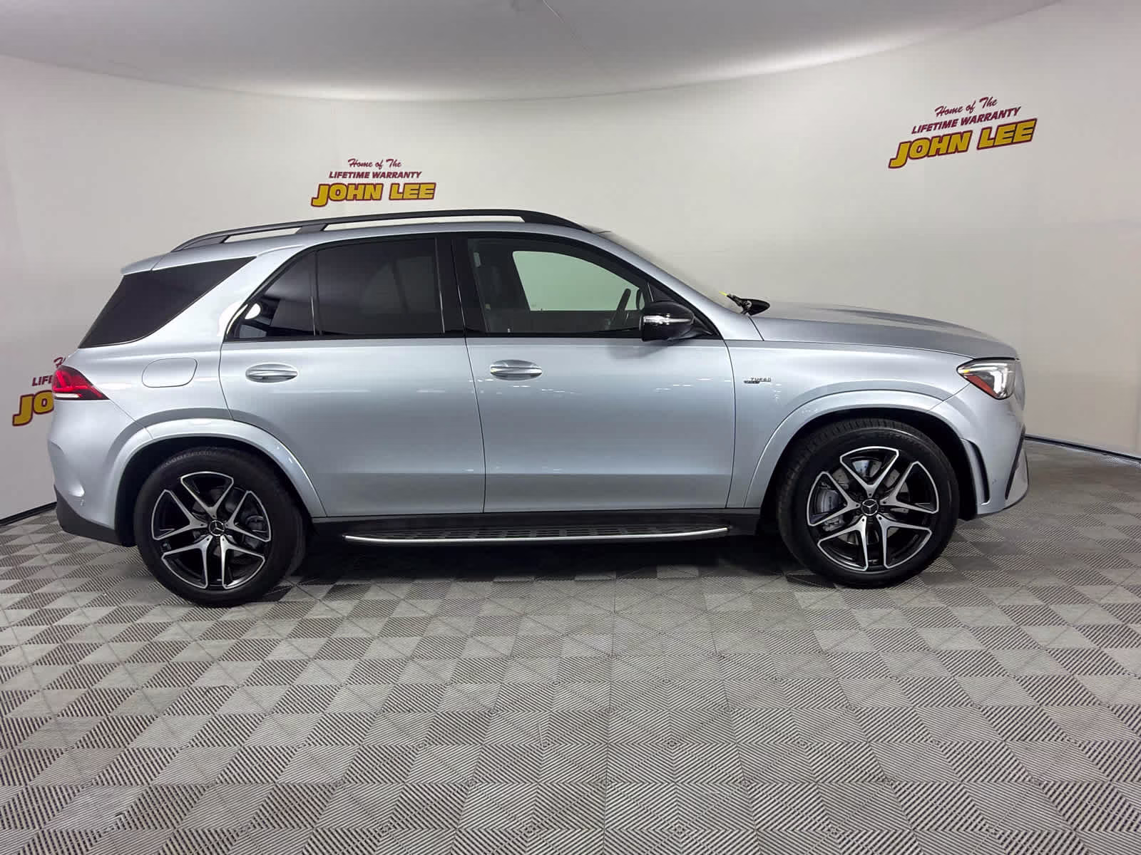 2023 Cirrus Silver Metallic Mercedes-Benz AMG GLE 53 AMG GLE 53 AWD SUV
