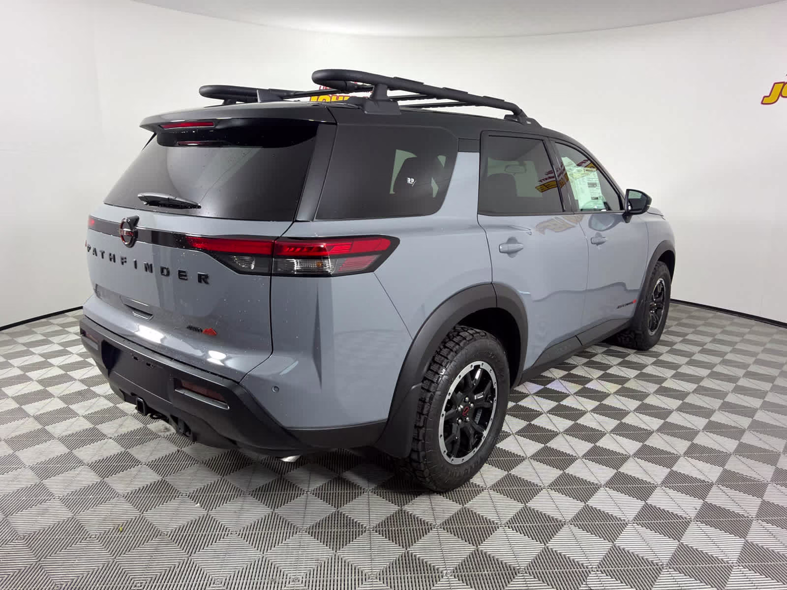 2026 Boulder Gray Pearl/Super Black Nissan Pathfinder Rock Creek 4X4 SUV