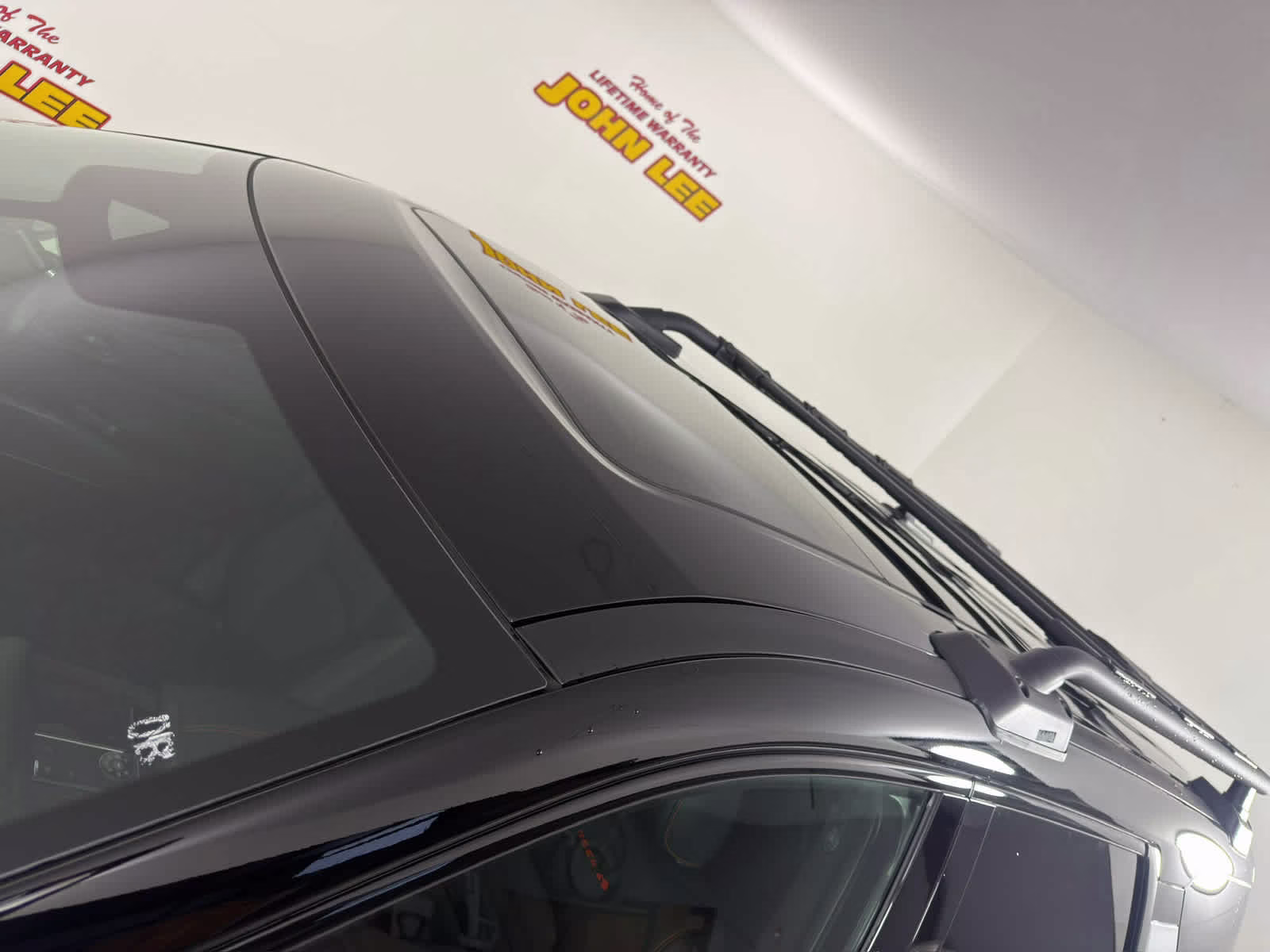 2026 Everest White Pearl Tricoat/Super Black Nissan Pathfinder Rock Creek 4X4 SUV