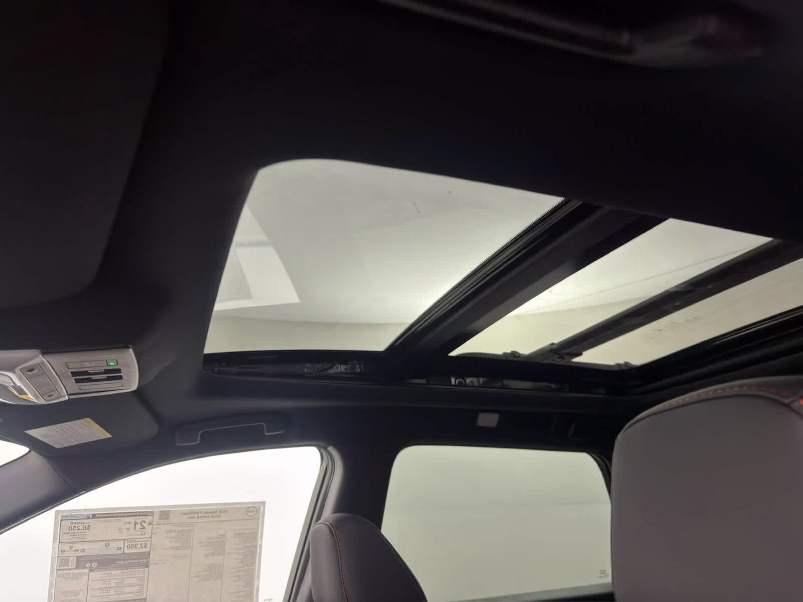 2026 Everest White Pearl Tricoat/Super Black Nissan Pathfinder Rock Creek 4X4 SUV