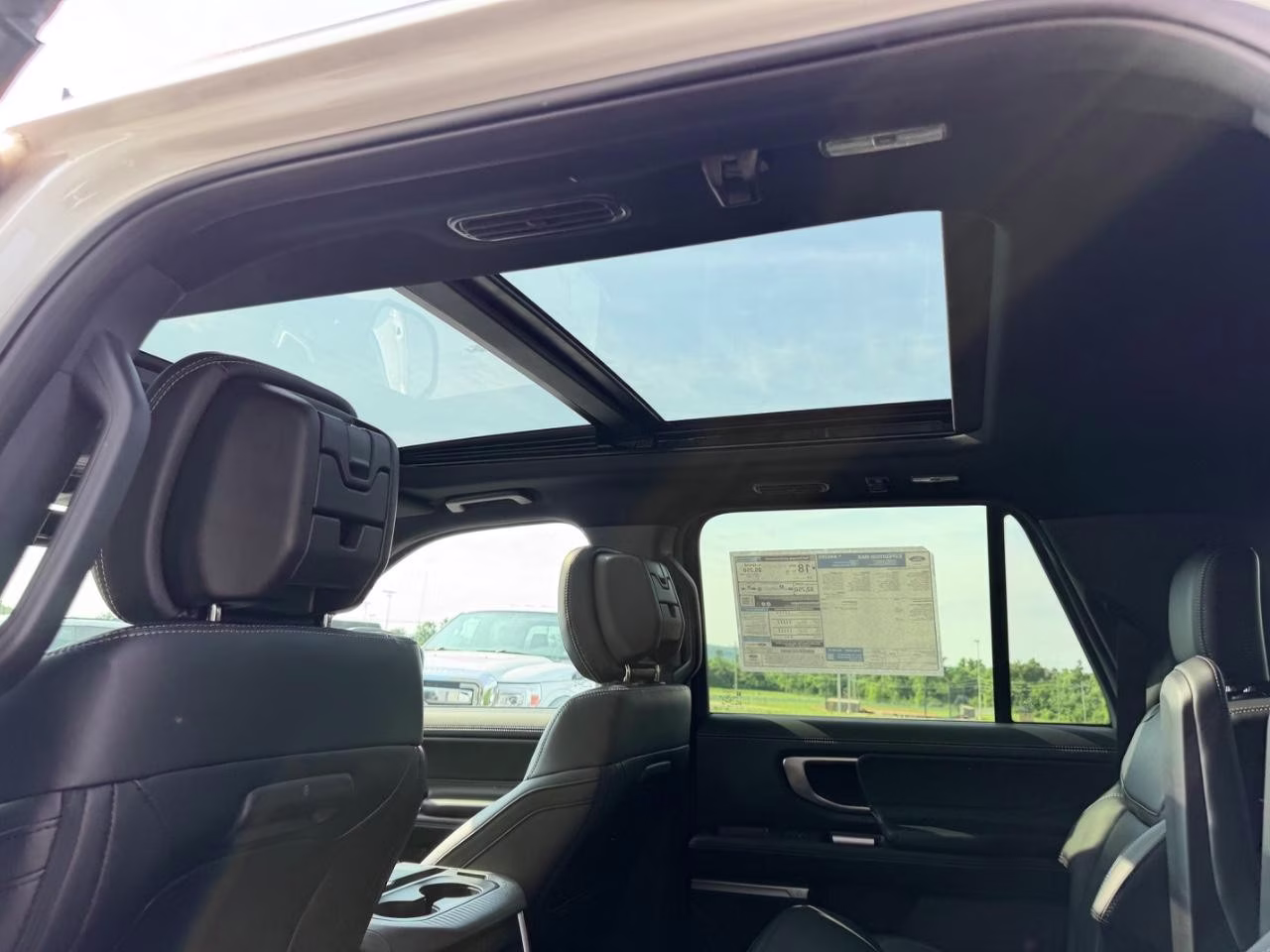2026 Star White Metallic Tri-Coat Ford Expedition Max Platinum 4X4 SUV