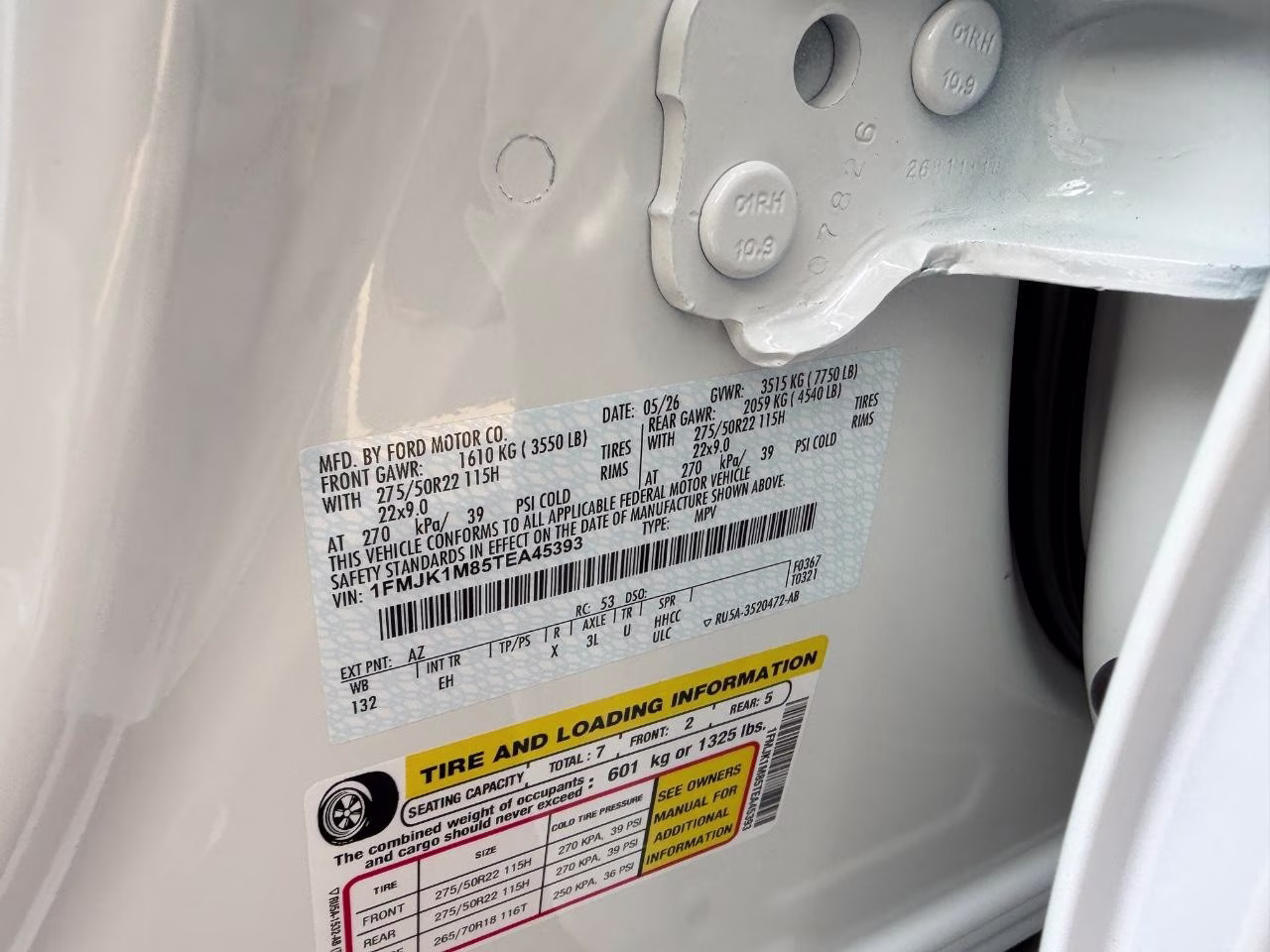 2026 Star White Metallic Tri-Coat Ford Expedition Max Platinum 4X4 SUV