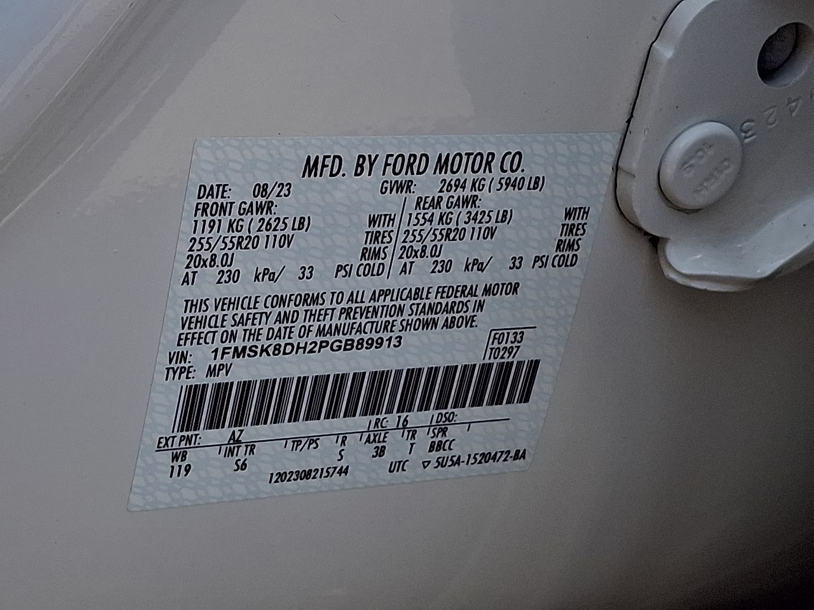 2023 Star White Metallic Tri-Coat - AZ Ford Explorer XLT 4X4