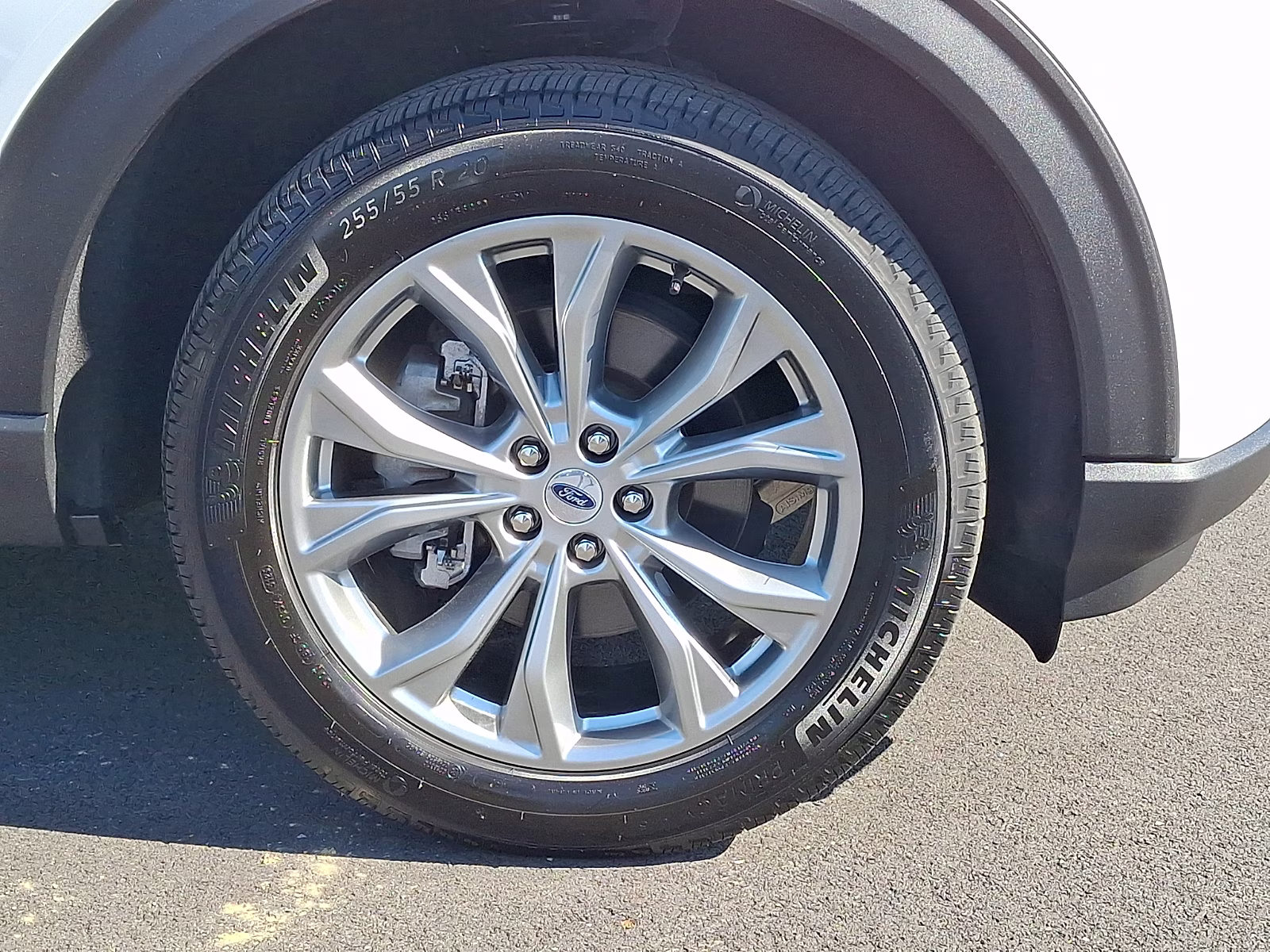 2023 Star White Metallic Tri-Coat - AZ Ford Explorer XLT 4X4