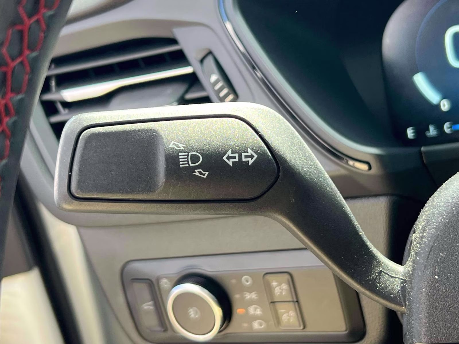 2023 White Ford Escape ST-Line Elite AWD AWD SUV