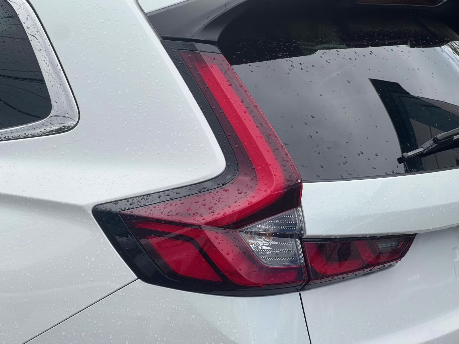 2025 White Honda CR-V Hybrid Sport-L AWD SUV