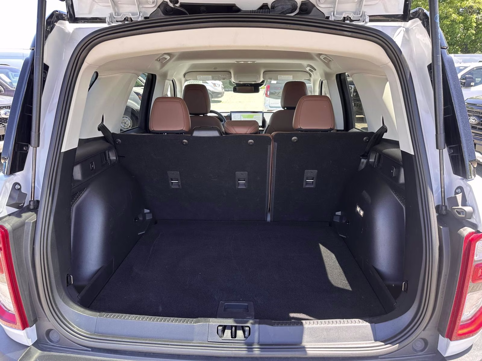 2025 Oxford White Ford Bronco Sport Outer Banks 4x4 4X4 SUV