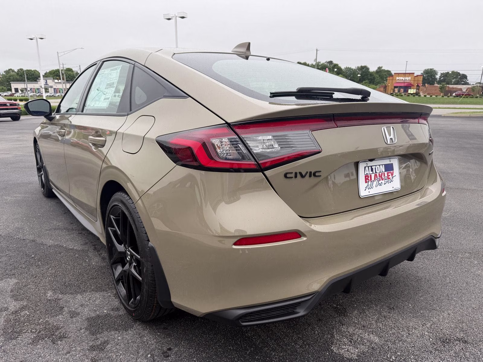 2026 Sand Dune Pearl Honda Civic Hatchback Sport FWD Hatchback
