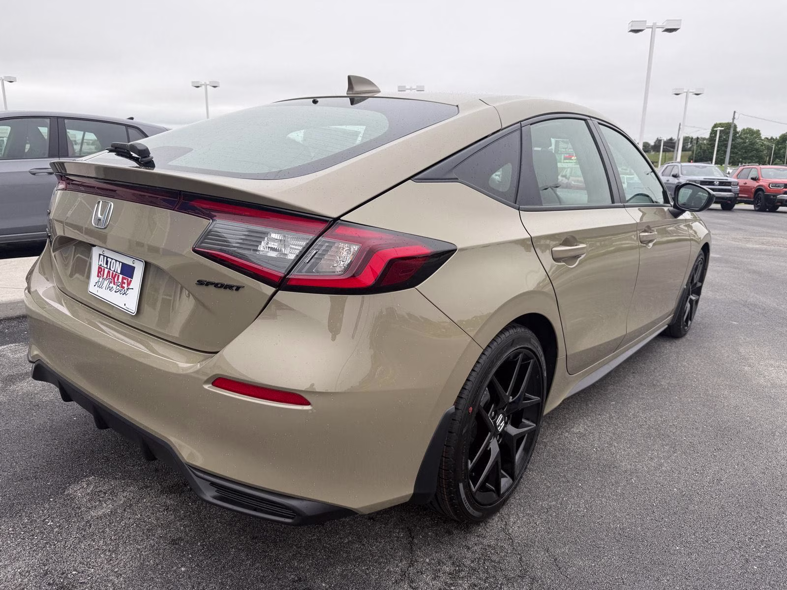 2026 Sand Dune Pearl Honda Civic Hatchback Sport FWD Hatchback