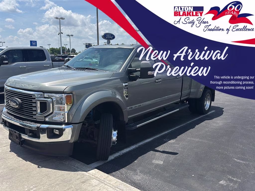 2020 Silver Spruce Ford Super Duty F-450 DRW Lariat 4X4 Truck