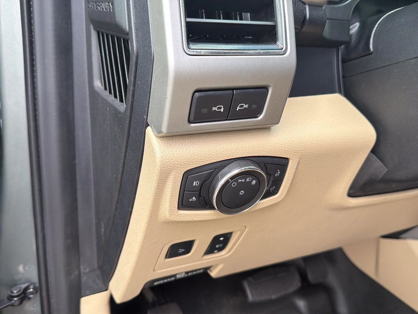 2020 Silver Spruce Ford Super Duty F-450 DRW Lariat 4X4 Truck