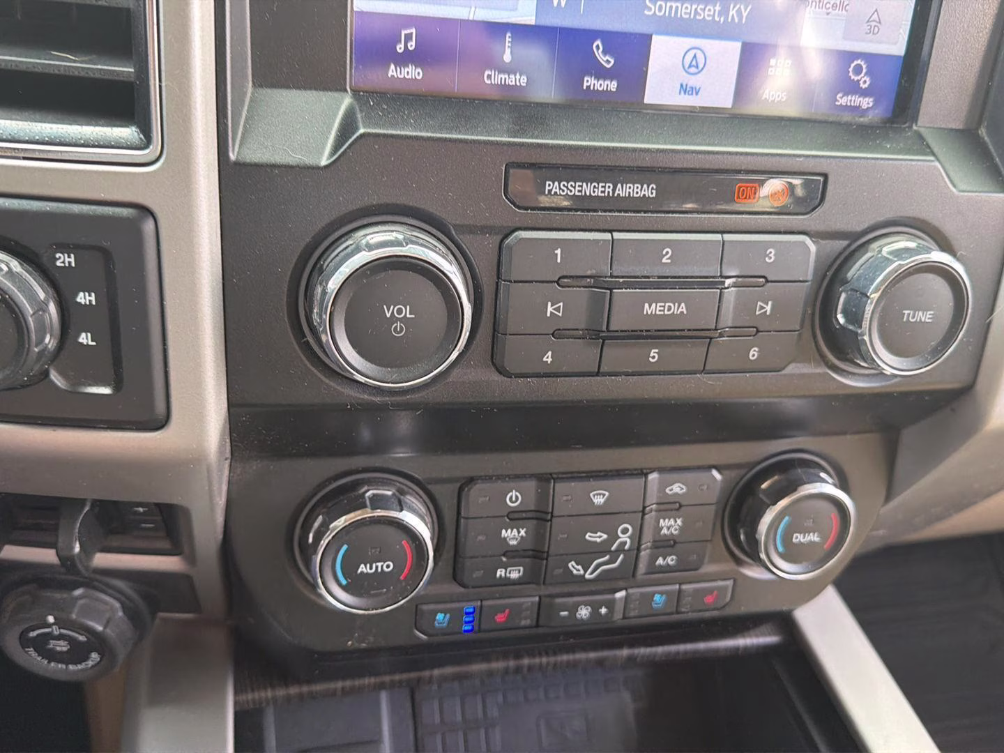 2020 Silver Spruce Ford Super Duty F-450 DRW Lariat 4X4 Truck