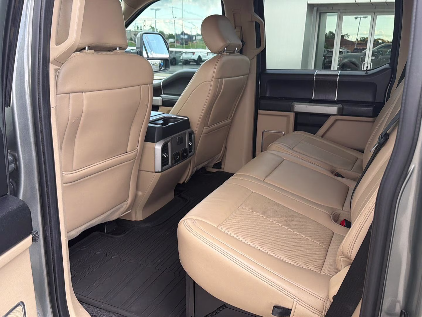 2020 Silver Spruce Ford Super Duty F-450 DRW Lariat 4X4 Truck