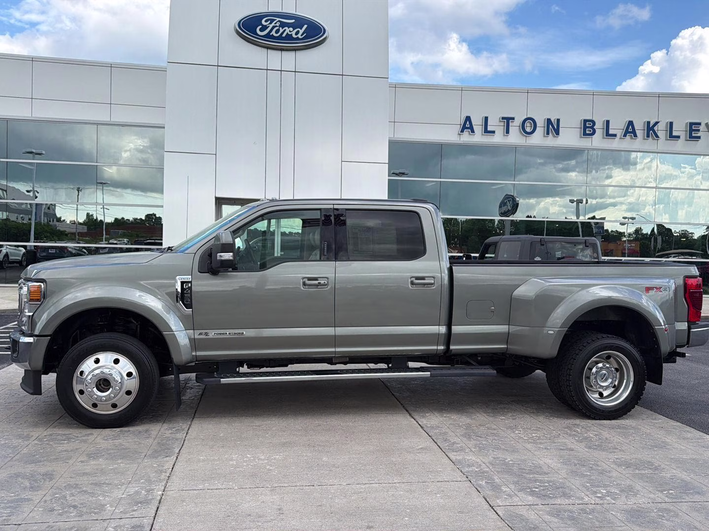 2020 Silver Spruce Ford Super Duty F-450 DRW Lariat 4X4 Truck
