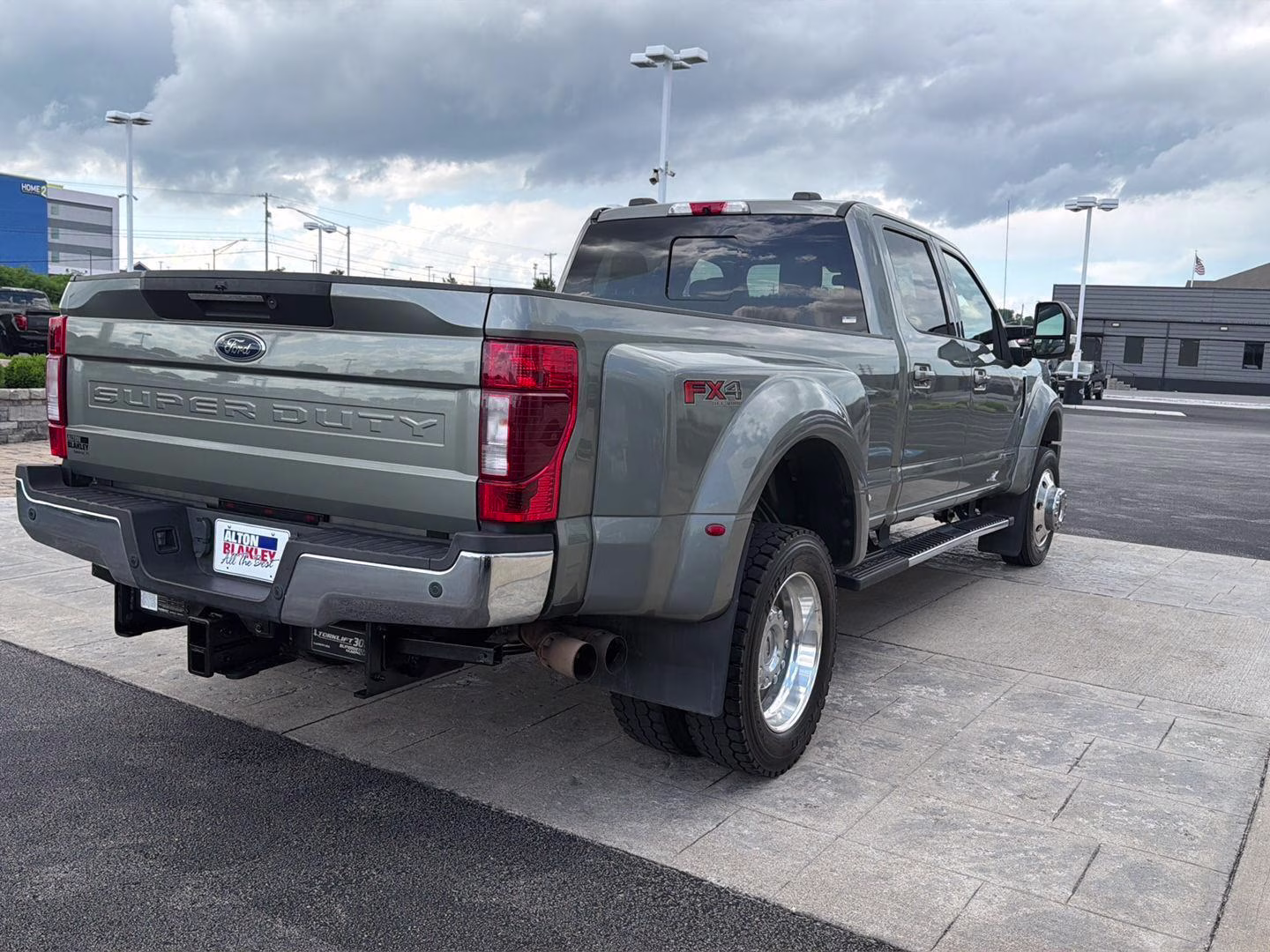 2020 Silver Spruce Ford Super Duty F-450 DRW Lariat 4X4 Truck