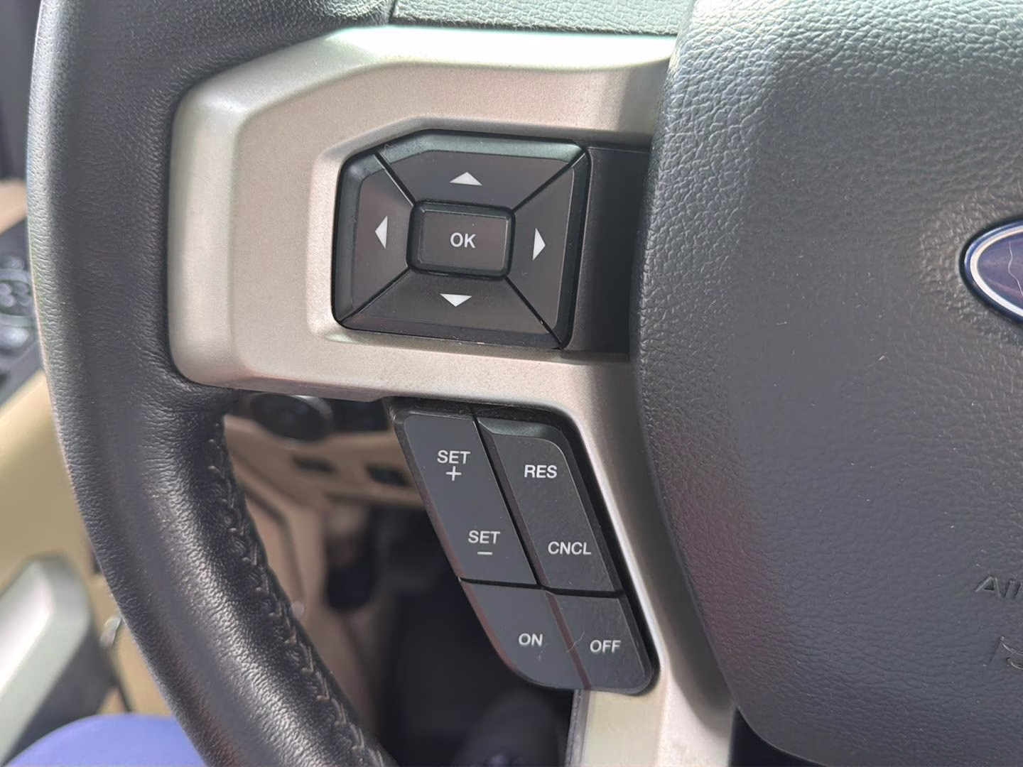2020 Silver Spruce Ford Super Duty F-450 DRW Lariat 4X4 Truck