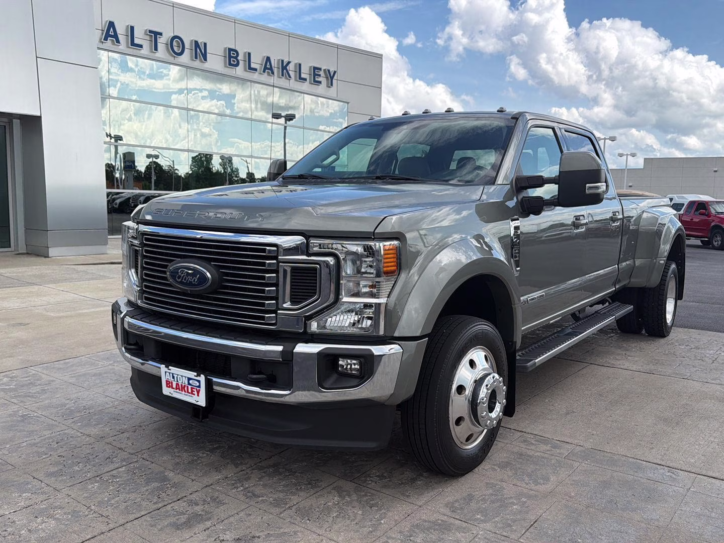 2020 Silver Spruce Ford Super Duty F-450 DRW Lariat 4X4 Truck