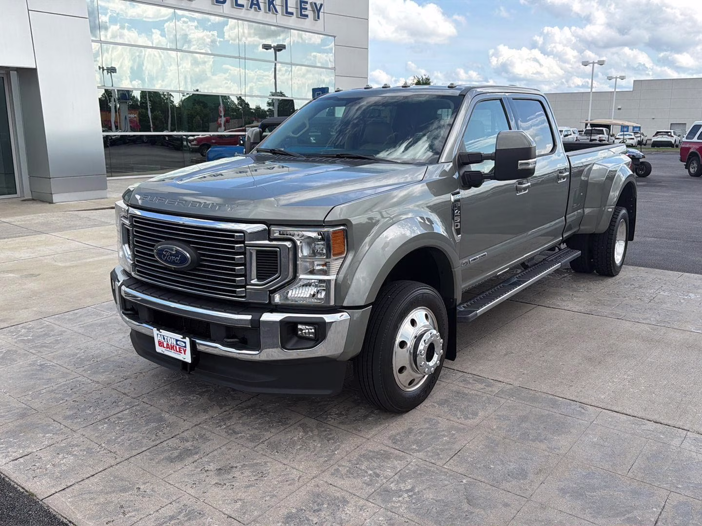 2020 Silver Spruce Ford Super Duty F-450 DRW Lariat 4X4 Truck