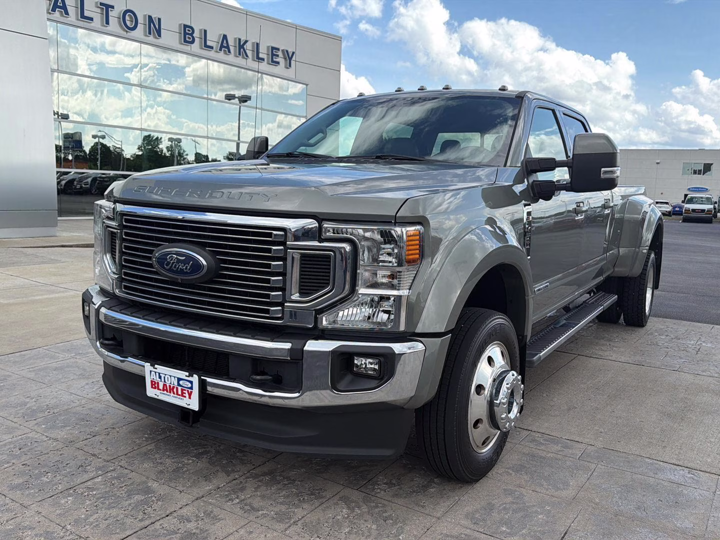 2020 Silver Spruce Ford Super Duty F-450 DRW Lariat 4X4 Truck