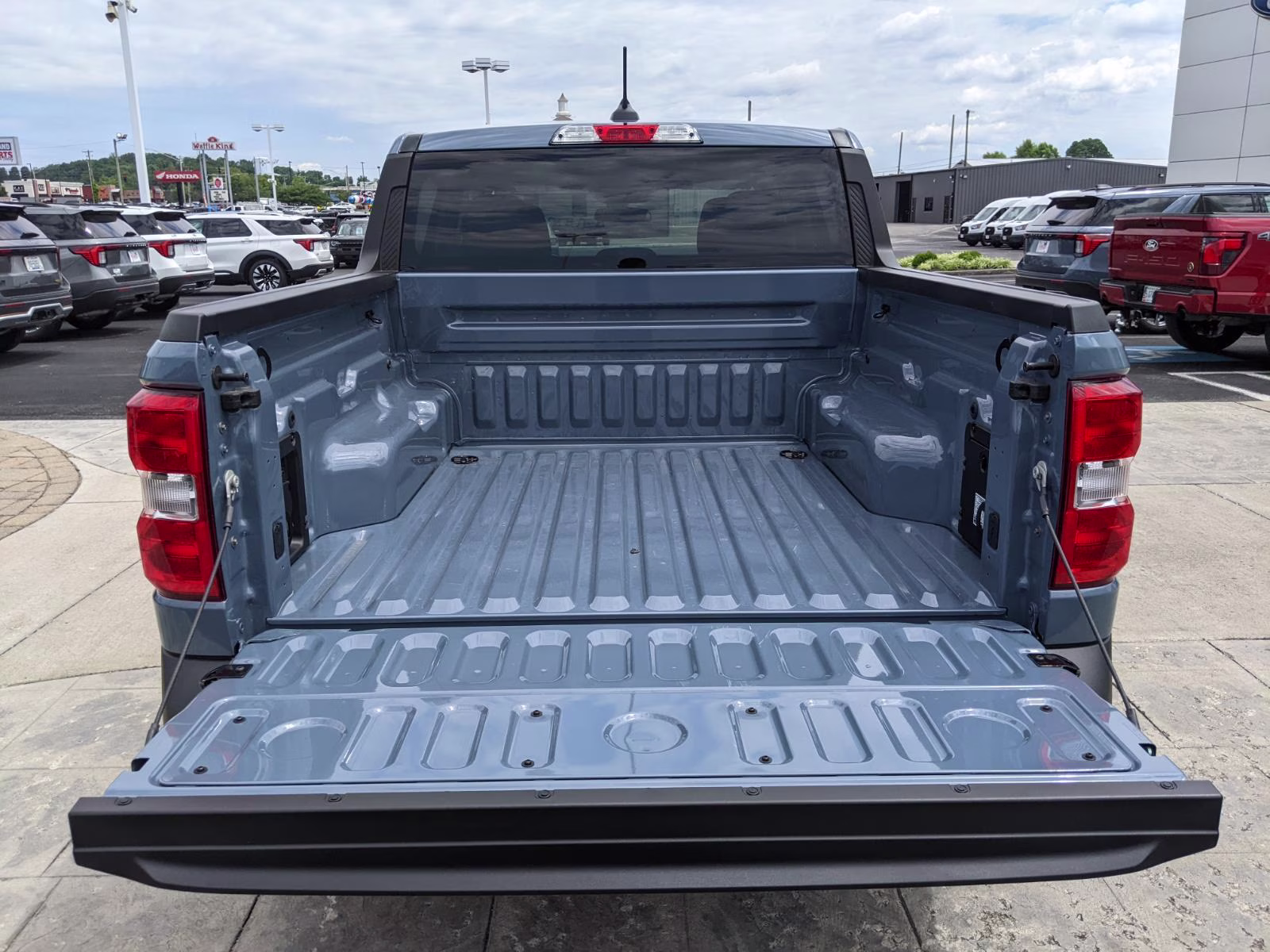 2026 Azure Gray Metallic Tri-Coat Ford Maverick XLT AWD Truck